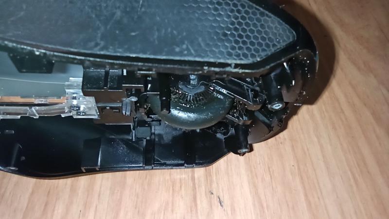 Featured image of post 零花費！拯救壞掉的滑鼠滾輪