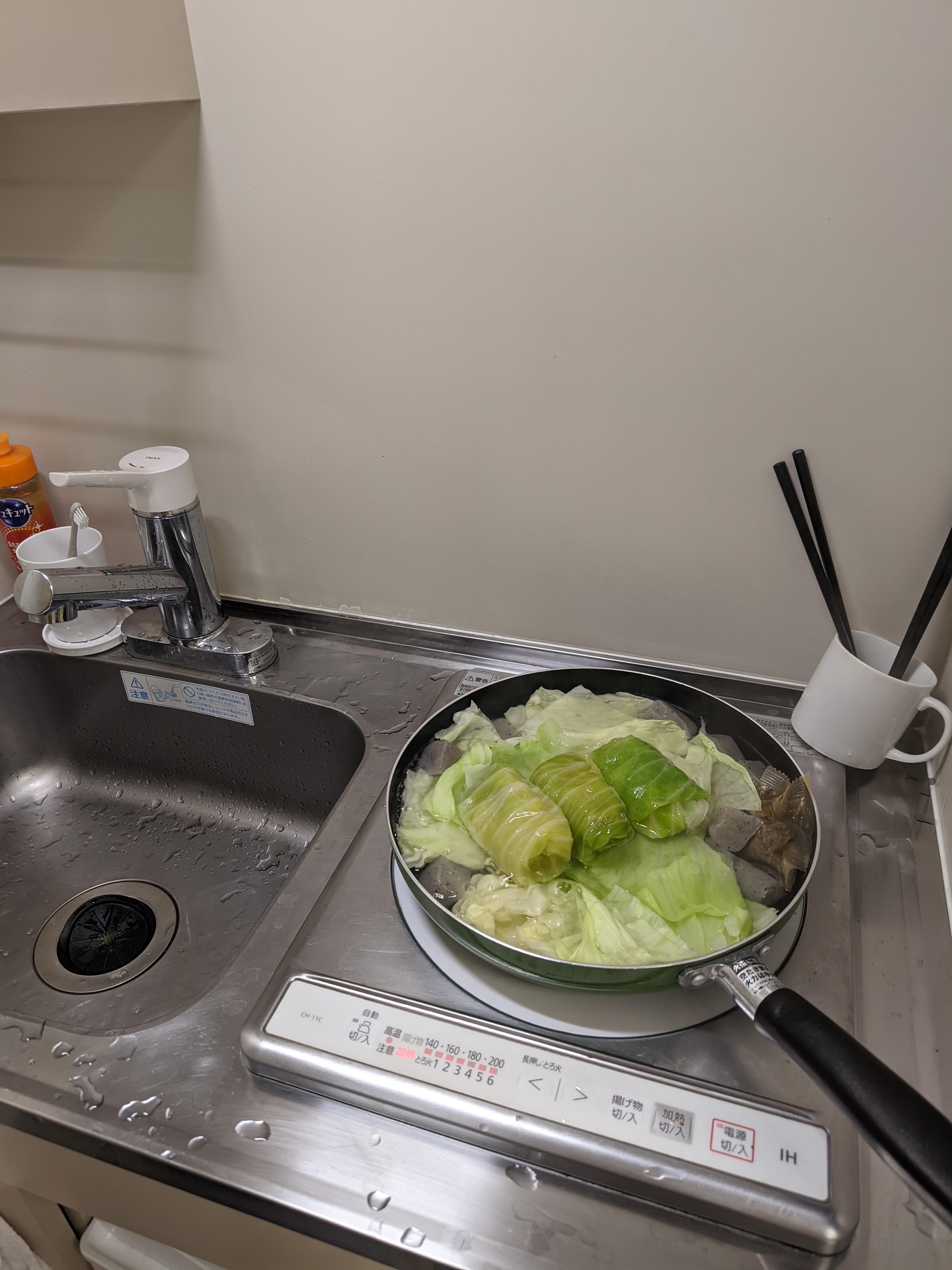 煮高麗菜湯 & 高麗菜捲