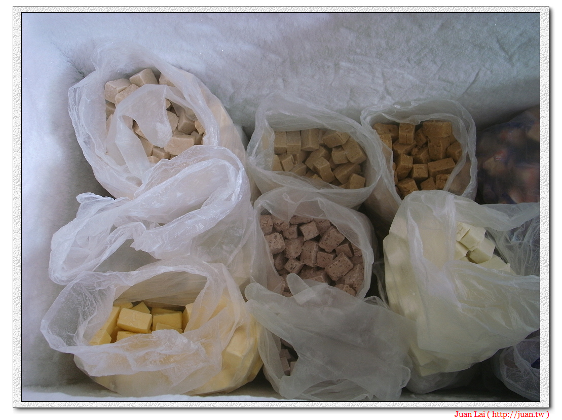 早期在店裡冰箱就是這樣整袋裝著,要多少就抓多少出來給你